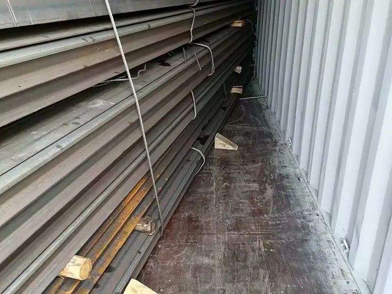 MRS87B-Crane-rail-ship