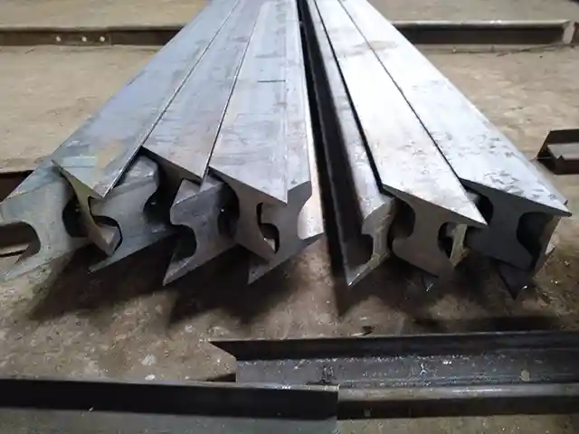 Diagonal Cut QU70 Rails