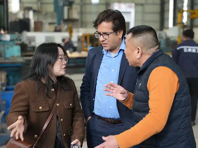 Clients Visit Our Factory