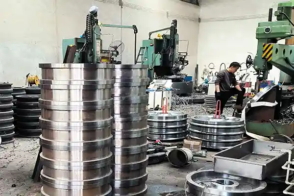 crane components factory