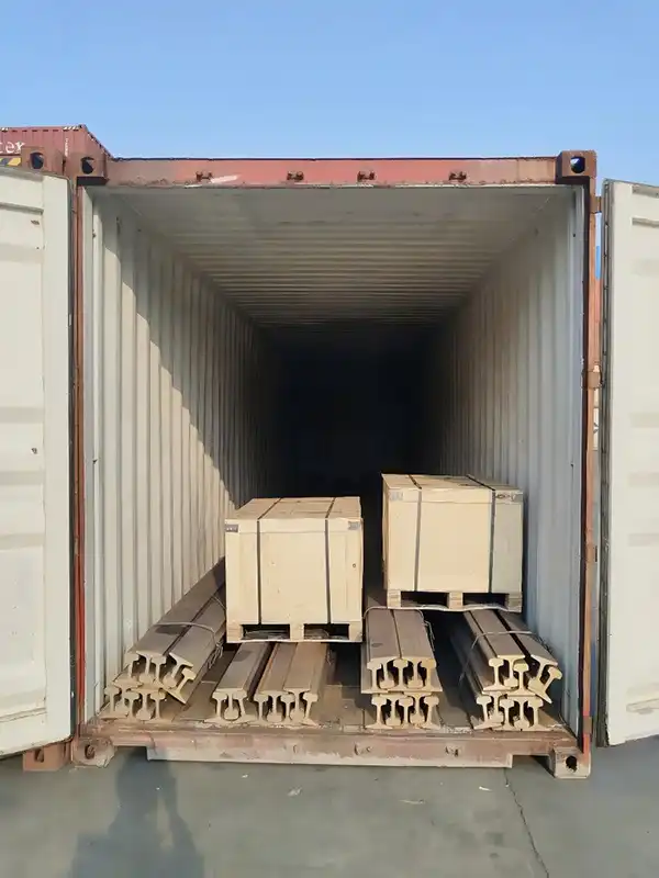 50kg rail and 3120 rail clamp container loading