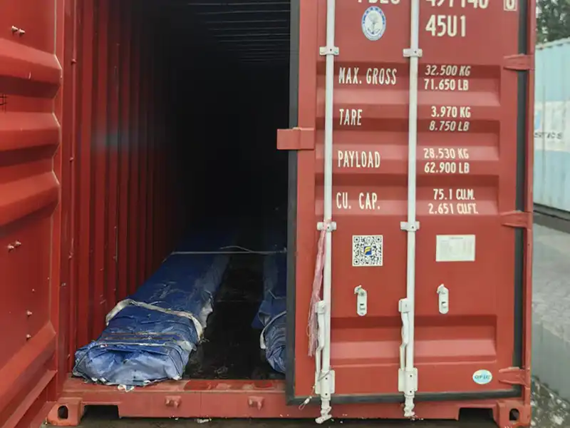 A100-Crane-Rail-Open-Top-Container-01