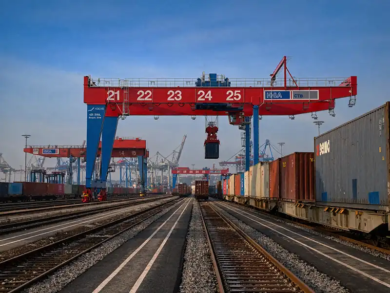 A120 for container terminals