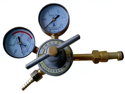 Propane-pressure-reducer