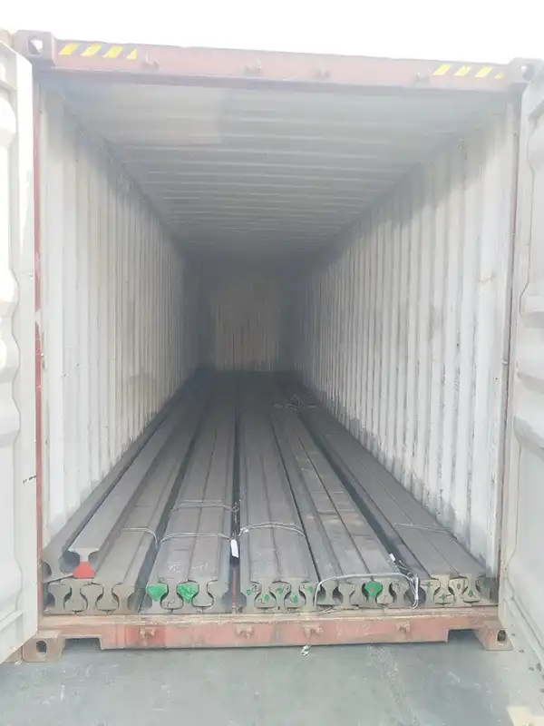QU80 crane rail container loading saudi arabia