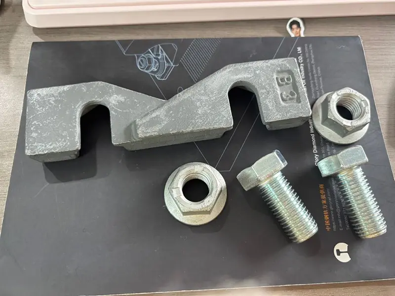 Y3 rail clamp replacement for 43kg crane rail in Indonesia